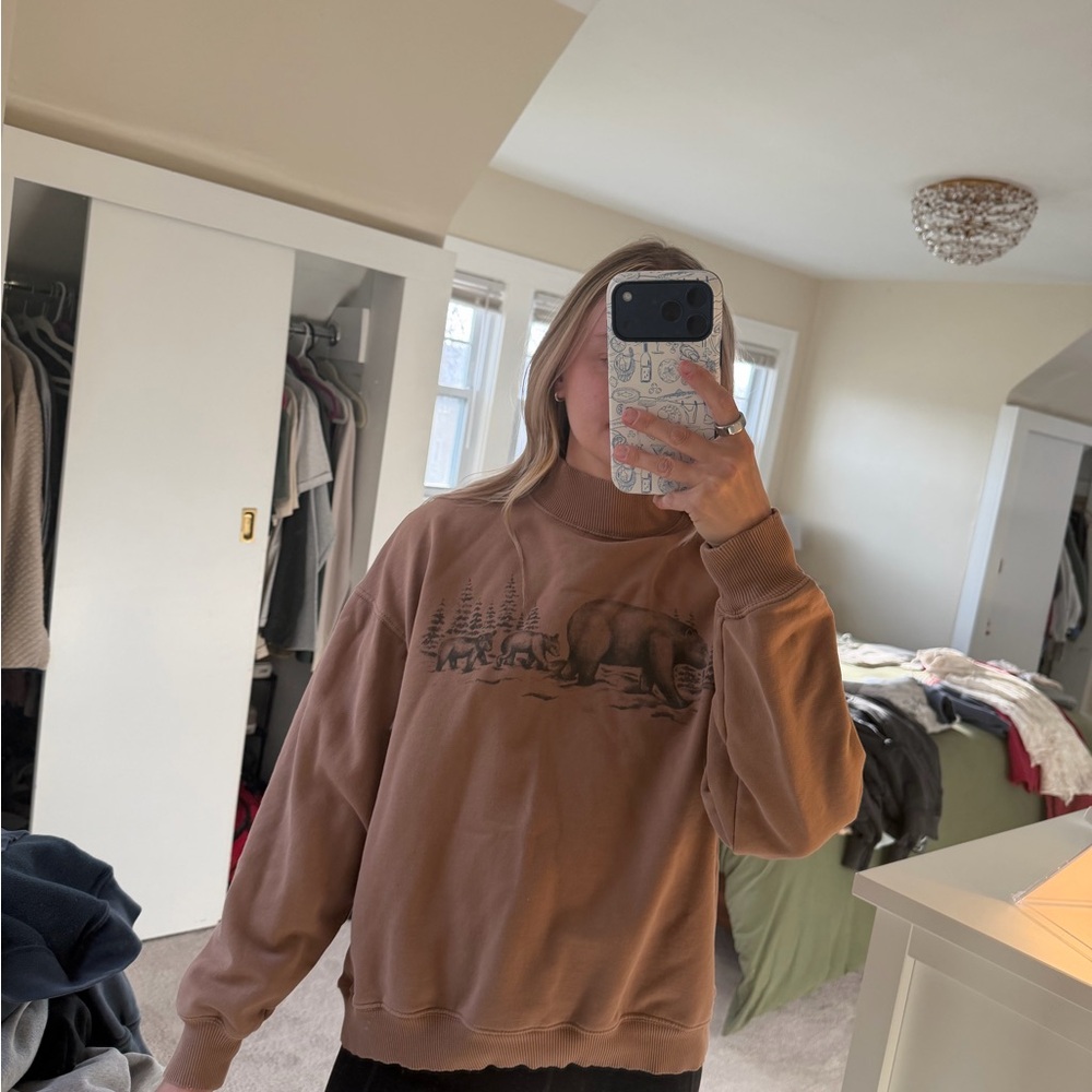 American Eagle Bear Graphic Mock Neck Sweatshirt - Picture 5 of 5